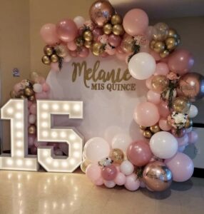 decoracion-para-quince-con-globos
